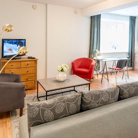 Wilde Guest Apartments Uelikooli 6 Tartu Esterno foto