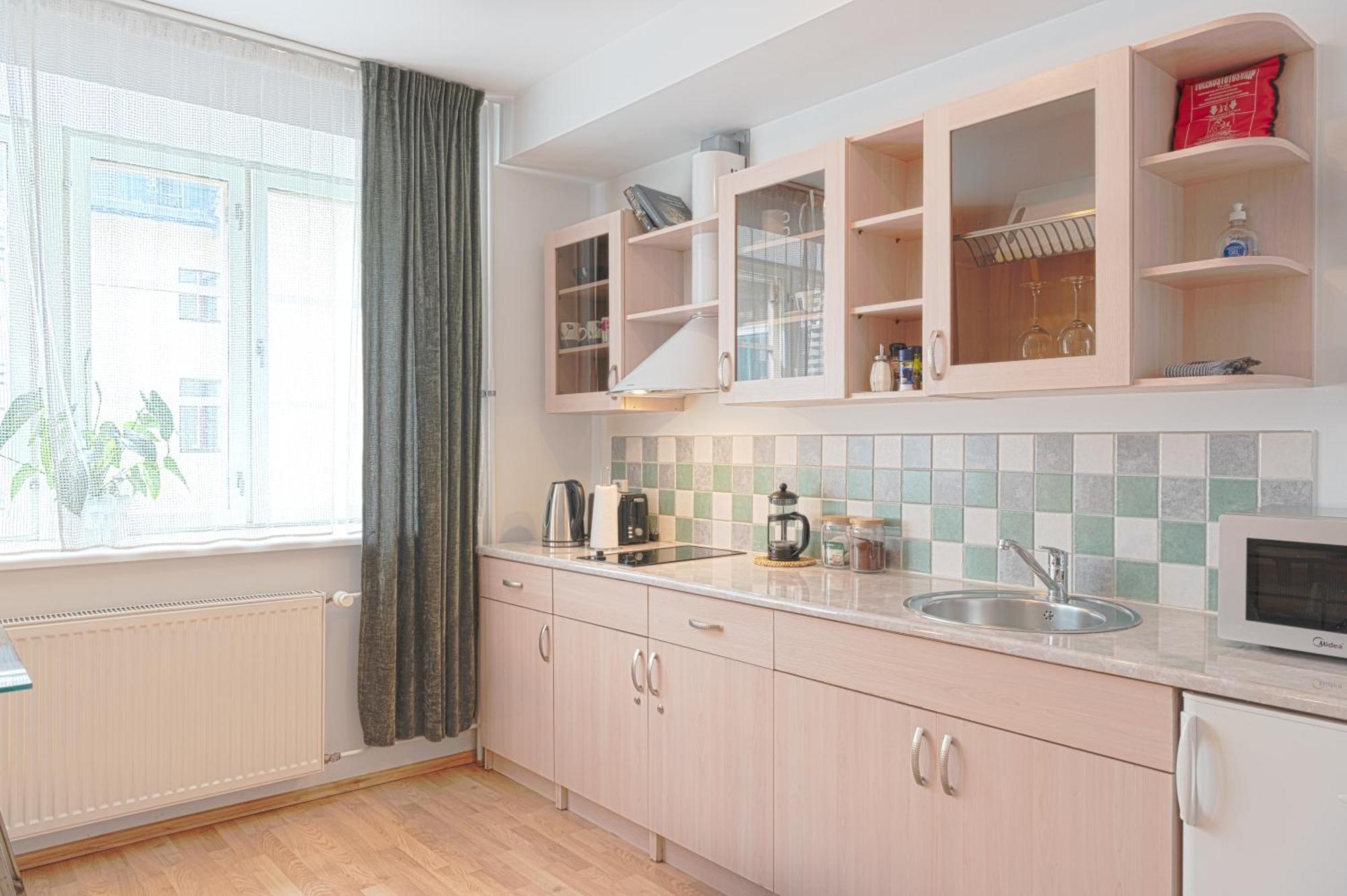 Wilde Guest Apartments Uelikooli 6 Tartu Esterno foto